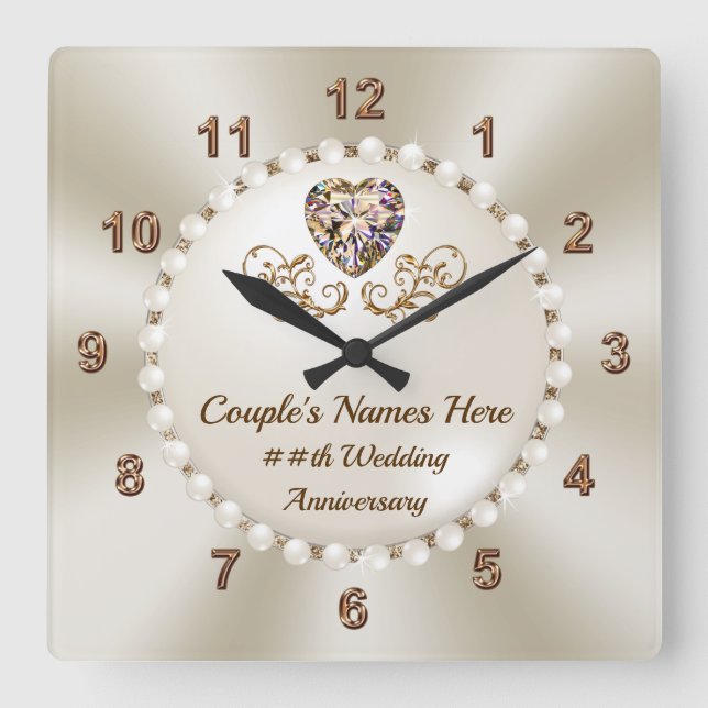 Stunning Custom, Clock Anniversary Gifts, by Year Quadratische Wanduhr (Vorderseite)