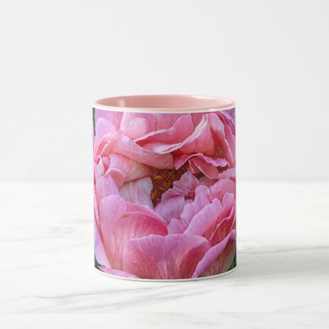 Stunning Peony: Elegant Canadian Floral Art Tasse (Zentrum)