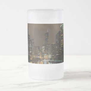 Sturmbrauen über Chicago Mattierte Tasse
