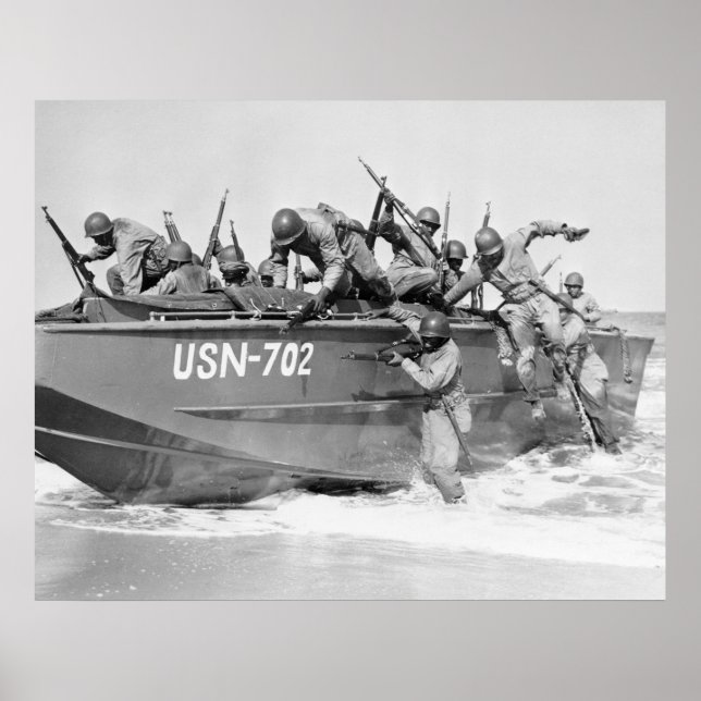 Stürmen des Strandes in den 40er Jahren Poster (Vorne)