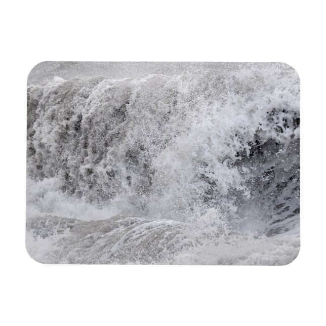 Stürmische Welle kracht Magnet (Horizontal)