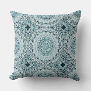 Stürmisches Blau- und Grau-Mandala-Muster Kissen