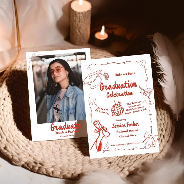 Style Doodle Main dessiné Graduation Invitation (Créateur téléchargé)