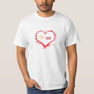 Style : T-shirt à valeur masculine Cette silhouett