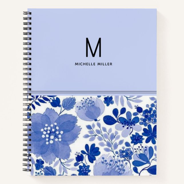 Stylische Monogram Blue Shades Floral Blume Notizbuch (Vorderseite)