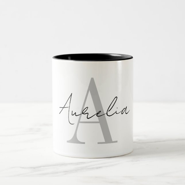 Stylish Custom Monogram Name Script Calligraph Zweifarbige Tasse (Mittel)
