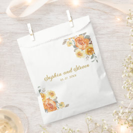 Stylish Floral Wedding with Orange Flowers Geschenktütchen