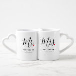 Stylish Mr. & Mrs. Custom Nachname Liebestassen<br><div class="desc">Die perfekte Gift für das Paar,  die fun and modern design feature a stylish typography script "Mr." und "Mrs." with cute little red heart full stops. The design is easy to personalise with your surname and established date.</div>