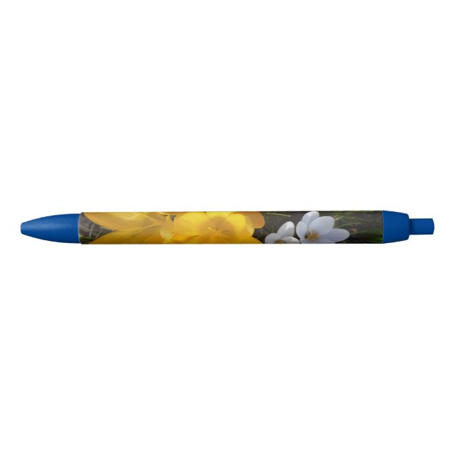 Stylo à fleurs de crocus jaune et blanc (Devant)