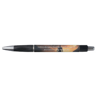 Stylo "Le chemin vers la grandeur : viser, persévérer, a