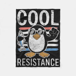 Subtile Coole Widerstandskraft - Pinguin - Protest Fleecedecke