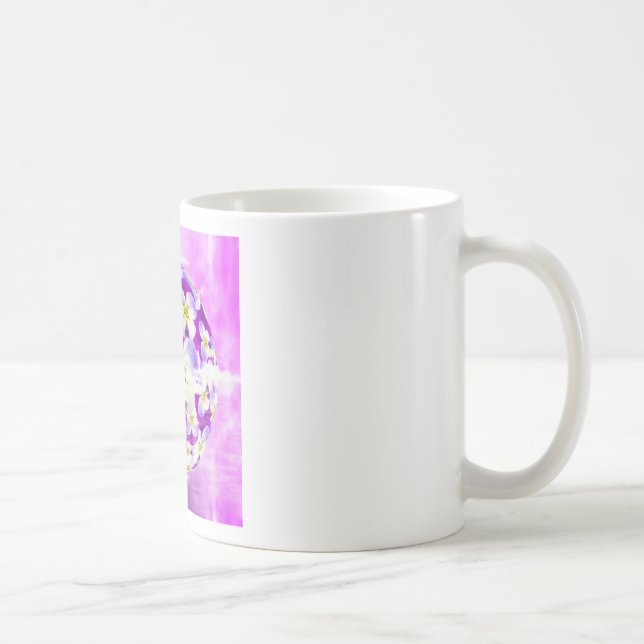 Subtile, einfache Violett-Pansy-Blume Kaffeetasse (Rechts)