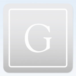 Subtile hellgraue Gradient Surname Monogram Quadratischer Aufkleber