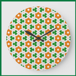 Subtile Irish Orange und Green Geometric Kleeblatt Große Wanduhr