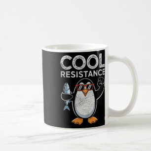 Subtiler kühler Widerstand Pinguin Zölle Protest A Kaffeetasse