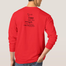 Suchen Sie das Lange Schläfchen-Shirt des Herrn