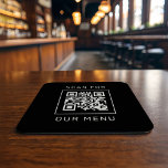 Suchen Sie nach unserem Menü nach benutzerdefinier Rechteckiger Pappuntersetzer<br><div class="desc">Modernes und minimales Schwarzweiß-Papier-Untersetzer-Design für ein Restaurant oder eine Bar bietet Ihren individuellen QR-Code, der Kunden zu "Scannen für unser Menü" führt. Auf der Kartenrückseite befinden sich ein Firmenlogo und ein benutzerdefinierter Text, der mit dem Firmennamen, der Website oder dem Standort personalisiert werden kann. Alle Texte können so angepasst werden,...</div>