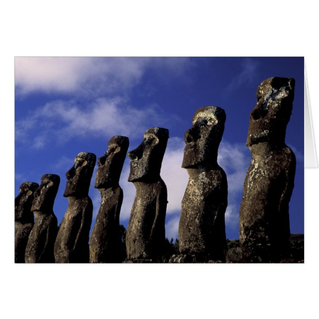Südamerika, Chile, Osterinsel, Ahu Akiri. (Vorderseite (Horizontal))