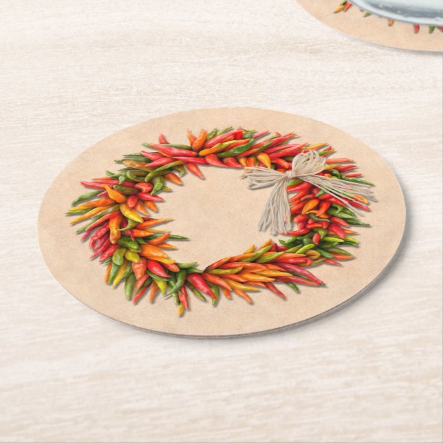 Südwest Chile Ristra Wreath auf Adobe Wall Runder Pappuntersetzer (Angewinkelt)