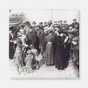 Suffragettes in Hastings, 1908 Magnet