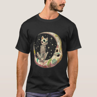 Sugar Skull Crescent Moon Cat Toten Tag Halloween T-Shirt