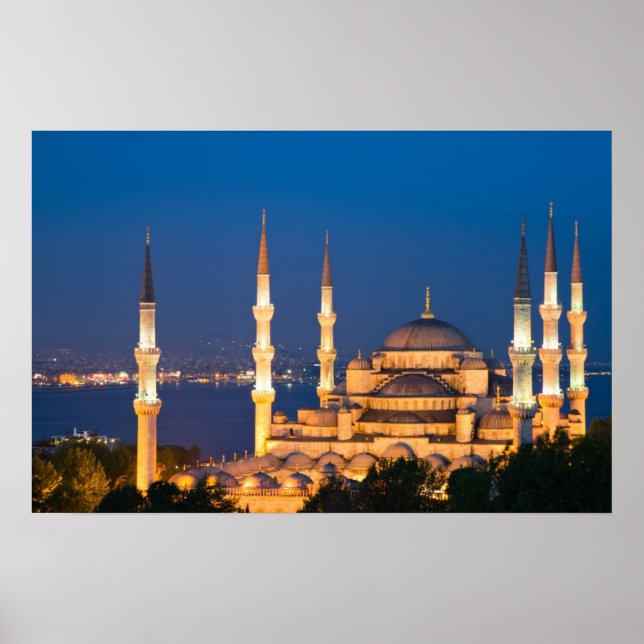 Sultan Ahmed Mosque während Dämmerposter Poster (Vorne)