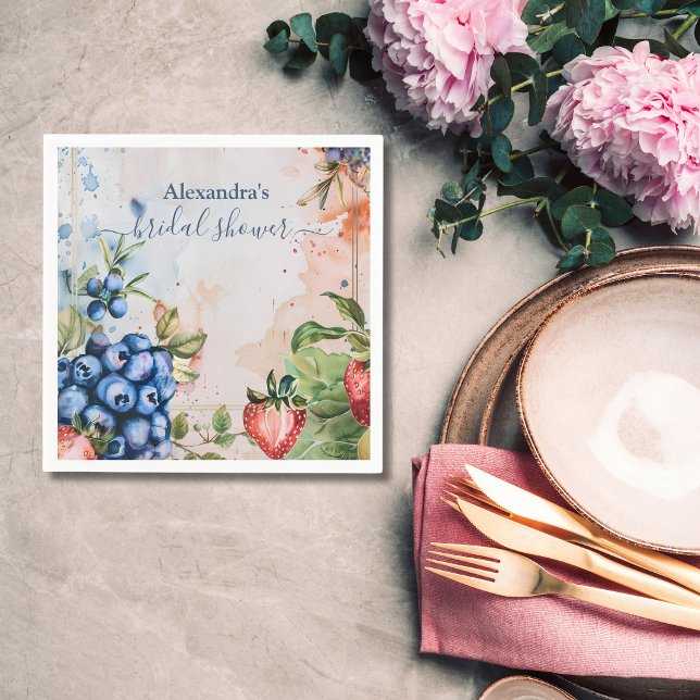 Summer Berry Sweet Strawberry Brautparty Serviette (Von Creator hochgeladen)