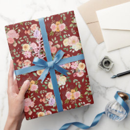 Summer Boho Floral on Barn Red Geschenkpapier