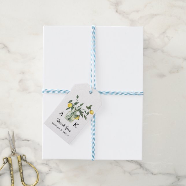 Summer Citrus Lemon Greenery Monogram Wedding Geschenkanhänger (Mit Garn)