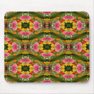 Summer Fun Garden... Mousepad