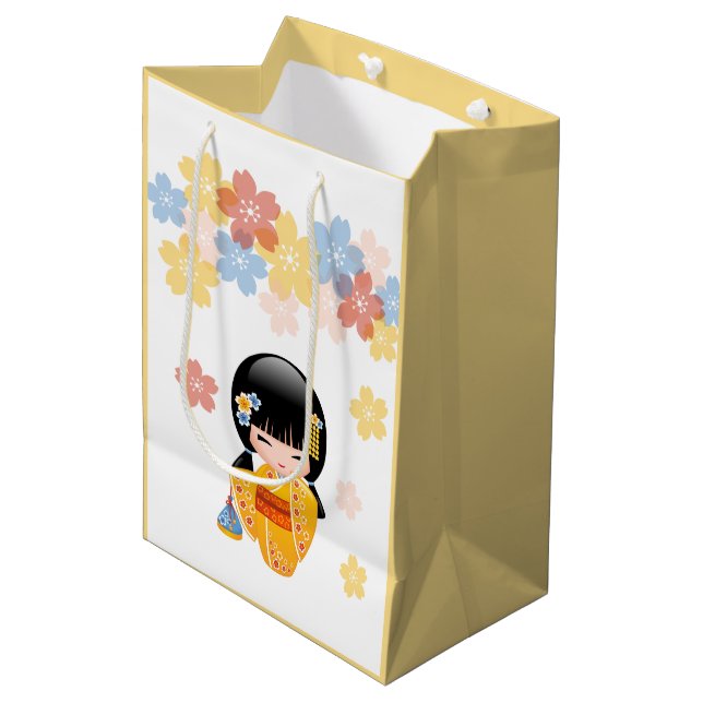Summer Kokeshi Doll - Yellow Kimono Geisha Girl Mittlere Geschenktüte (Vorderseite Schrägansicht)