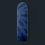 Summer Künstlerisch Navy Blue Gefärbte Krawatte Sw Skateboard<br><div class="desc">Dieses moderne und künstlerische böhmische Muster ist perfekt für die Sommermonate. Es zeichnet sich durch ein marineblaues abstraktes Farbmuster aus Krawatte und Farbe aus. Es ist cool, einzigartig und modern. ***WICHTIGE HINWEIS FÜR DESIGN: Für individuelle Designanfragen, wie z.B. passende Produktanfragen, Farbänderungen, Platzierungsänderungen oder andere Änderungswünsche, klicken Sie bitte auf den...</div>