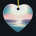 Summer Sea Sunset Tropical Beach Foto Keramik Ornament<br><div class="desc">Wunderschönes tropisches Strandseegebiet mit bunten Sonnenuntergang, Meerblick Foto mit einem phantastischen Regenbogen Farben Sonnenuntergang über dem Meer, blaue Ozean ruhige Wellen, leuchtend bläulichen Strand Sand und eine große hell leuchtende weiße Sonne, die eine Mischung aus rosa, aquamarin, blau, grün gelb pastellfarben Horizont Küste. Dieses einzigartige tropische Paradies Meer Original Natur...</div>