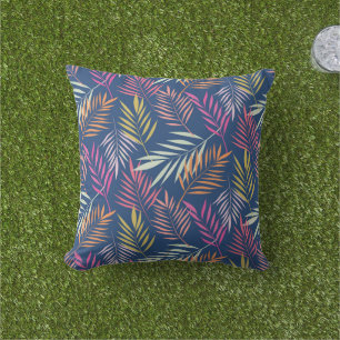 Summer Tropical Palm Blätter auf Blue Kissen