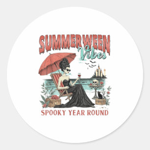 Summerween Vibes Spooky Year Round Chill Girls Runder Aufkleber
