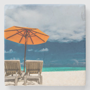 Sun-Regenschirm auf Sandy-Strand  Maldives Steinuntersetzer