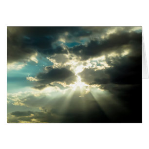 Sun-Strahlen durch die Wolken