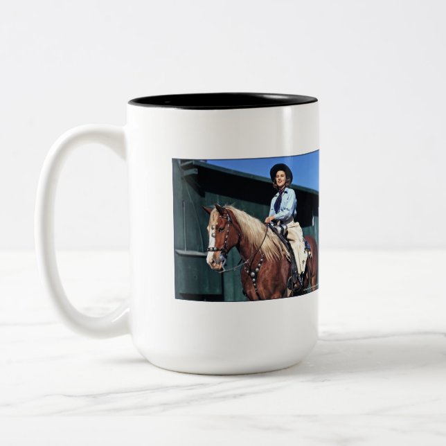 Sun Valley Sally Zweifarbige Tasse (Links)