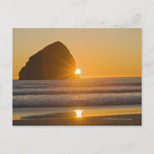 Sunburst und Haystack Rock am Kap Kiwanda Postkarte