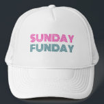 Sunday Funday Funny Personalize Truckerkappe<br><div class="desc">Sunday Funday personalized trucker hat is the perfect accessory for weekend fun,  beach trips,  and summer parties. Add your name or custom text to create a unique hat that shows off your fun personality. A great gift for friends,  vacations,  and sunny days.</div>