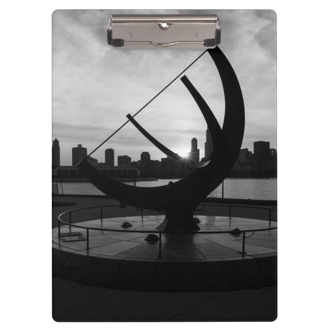Sundial Sunset Grayscale Klemmbrett (Vorderseite)