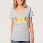 Sunflower Gnomen Gardening Gnome T-Shirt<br><div class="desc">Sunflower Gnomen Gardening Gnome Gift. Perfect gift for your dad, mom, dad, men, women, friend and family members on Thanksgiving Day, Christmas Day, Mothers Day, Fathers Day, 4th of July, 1776 Independent Day, Veterans Day, Halloween Day, Patrick's Day</div>