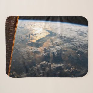 Sunglint blickt vor Celebes Meer in Südostasien Sherpadecke