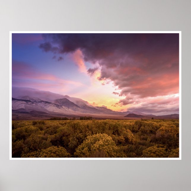 Sunrise in the Owens Valley Poster (Vorne)