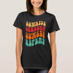 Sunrise Sunburn Sunset Wiederholen 1 T-Shirt
