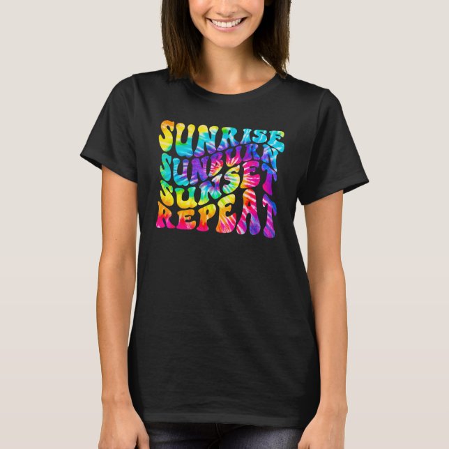 Sunrise Sunburn Sunset Wiederholung Gefärbte Krawa T-Shirt (Vorderseite)