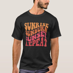 Sunrise Sunburn Sunset Wiederholung Groovy Sommer T-Shirt