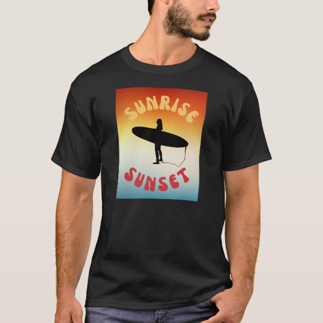 Sunrise Sunset Surfer Girl T-Shirt (Vorderseite)