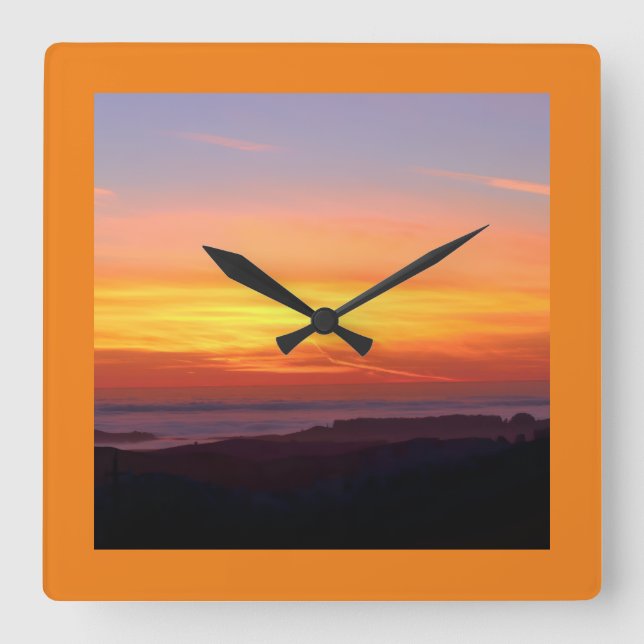 Sunrise to Sunset Orange Quadratische Wanduhr (Vorderseite)
