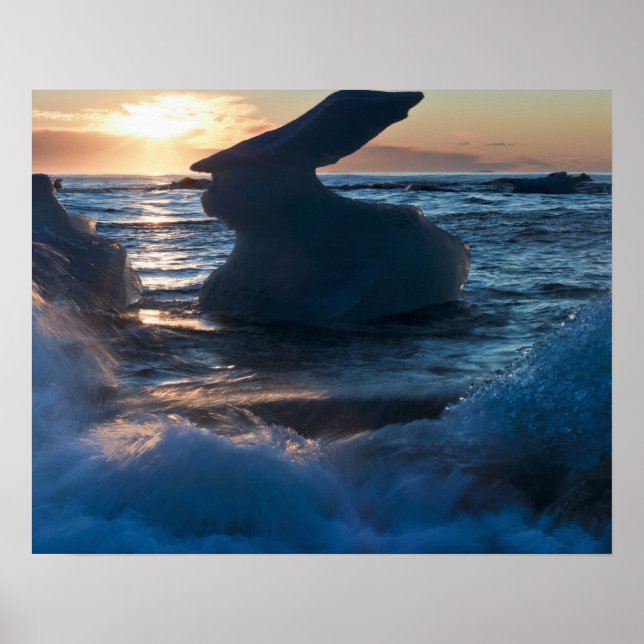 Sunrise und Iceberg-Formationen Poster (Vorne)